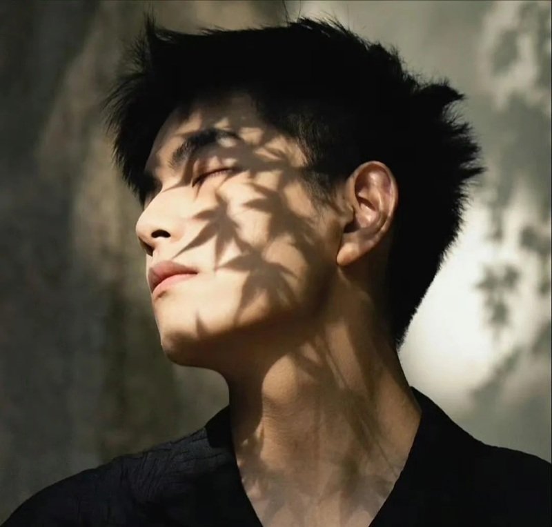 avatar buồn nam ngầu 9