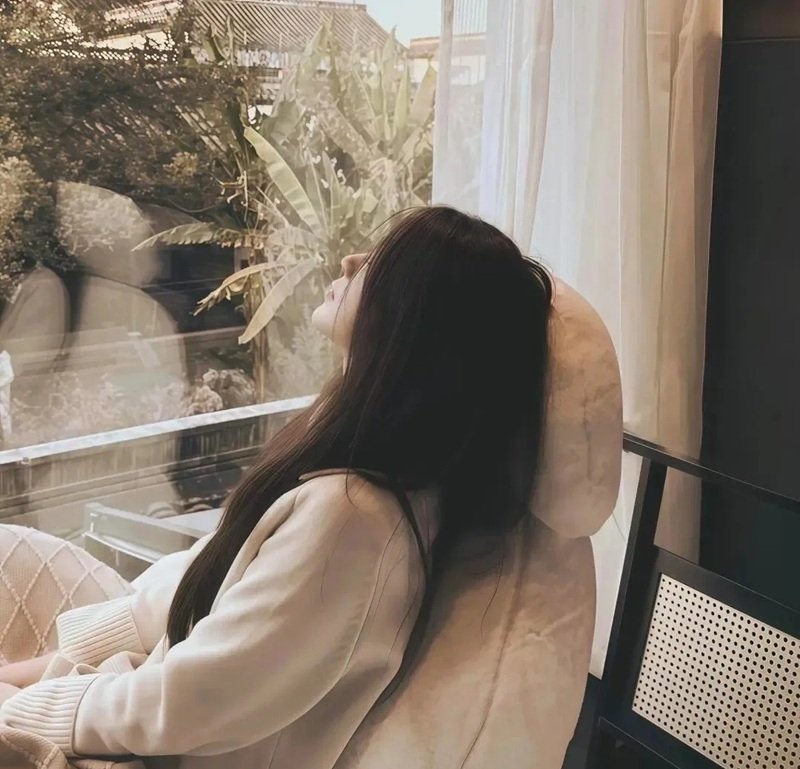 avatar buồn nữ 1