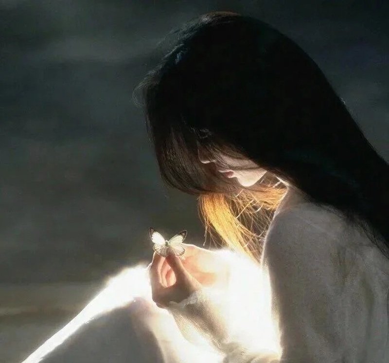 avatar buồn nữ 2