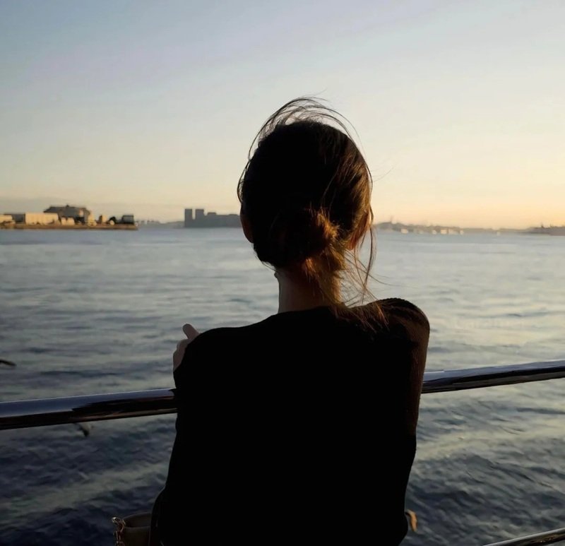 avatar buồn nữ 33