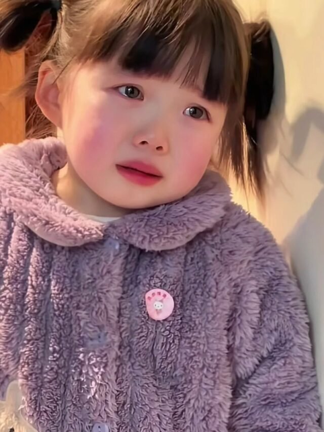 Ngắm nhìn 99+ ảnh em bé khóc cute mà vẫn thấy yêu