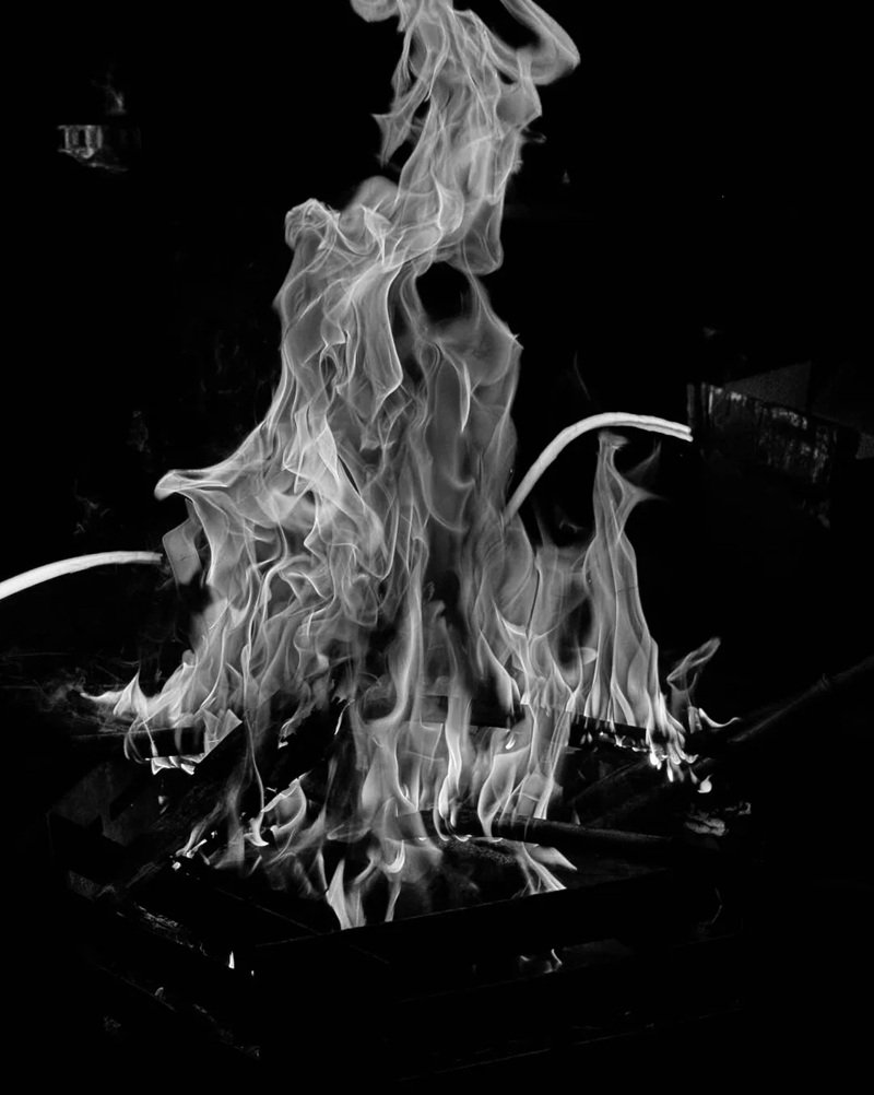 hình ảnh đen buồn 15