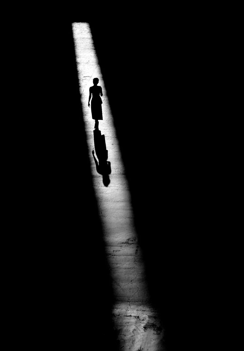 hình ảnh đen buồn 17