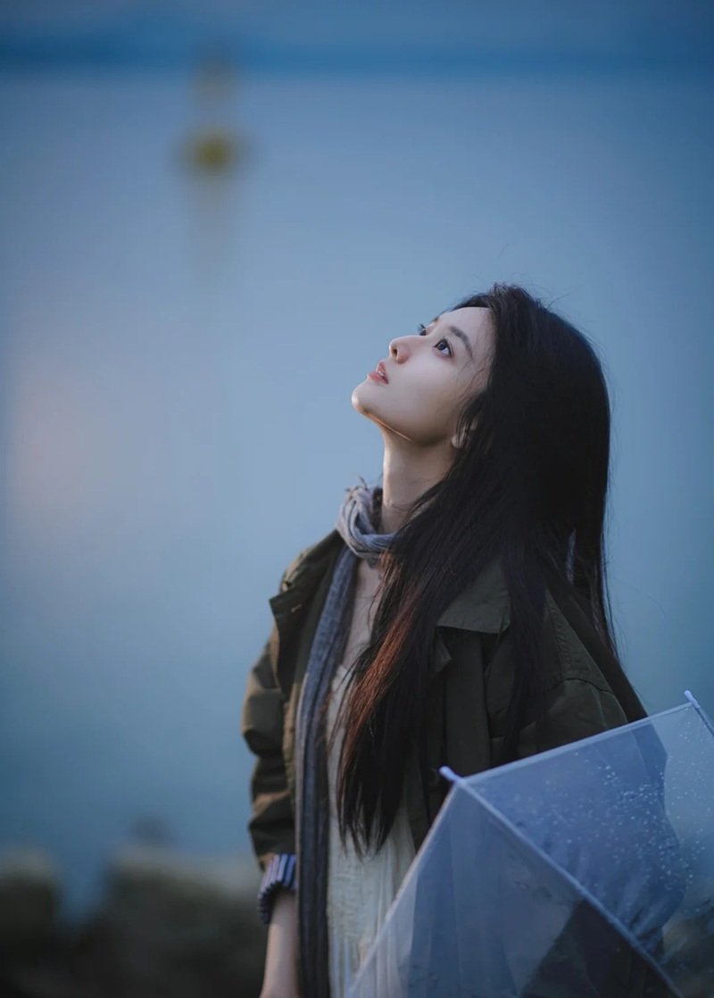 những hình ảnh cô gái buồn đẹp nhất 28