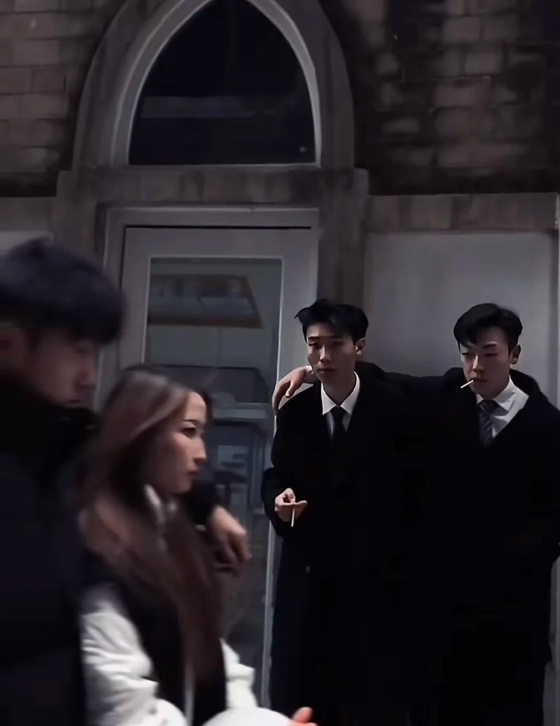 Những Hình Ảnh Chia Tay Buồn Nhất 10