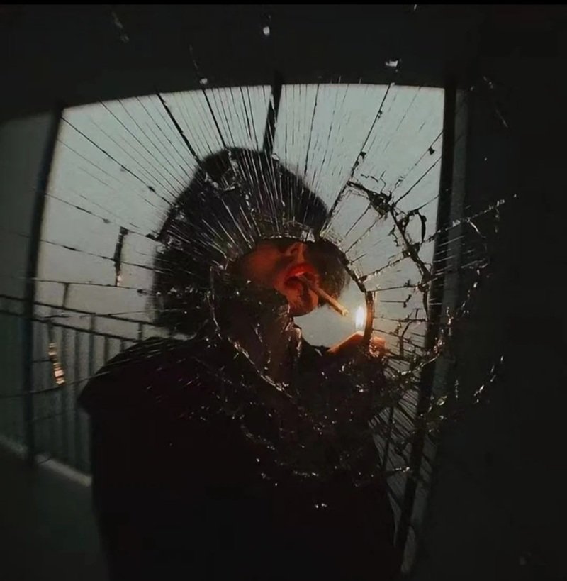 Những Hình Ảnh Chia Tay Buồn Nhất 15