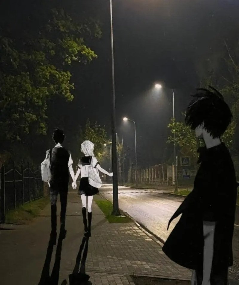 Những Hình Ảnh Chia Tay Buồn Nhất 20