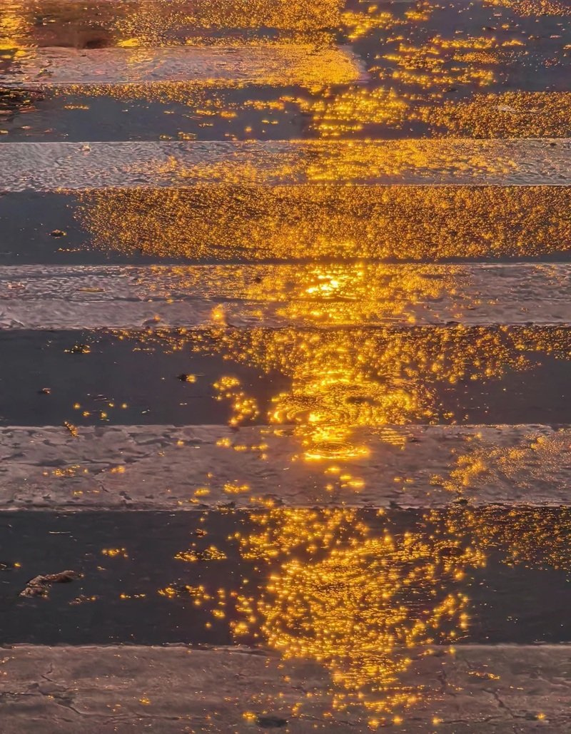 hình ảnh mưa buồn trên phố 16