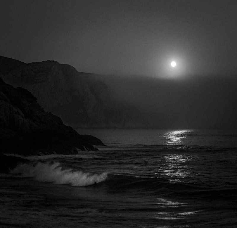 tải ảnh đen buồn 27