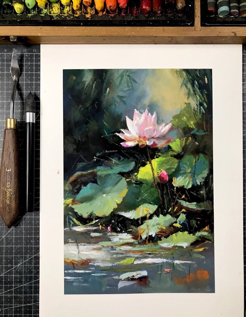 Không gian nhẹ nhàng trong tranh vẽ hoa sen decor