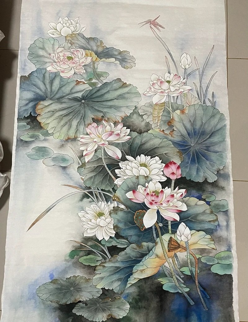 Bố cục hài hòa trong tranh vẽ hoa sen trang nhã