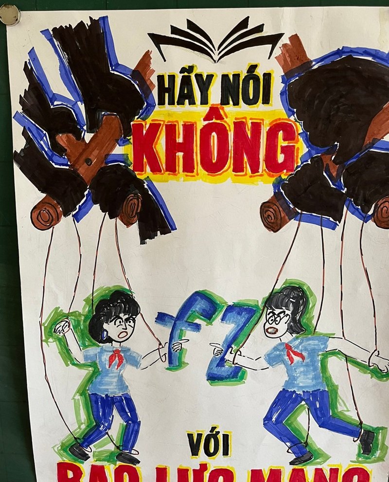 Tranh vẽ lan tỏa yêu thương trong trường học