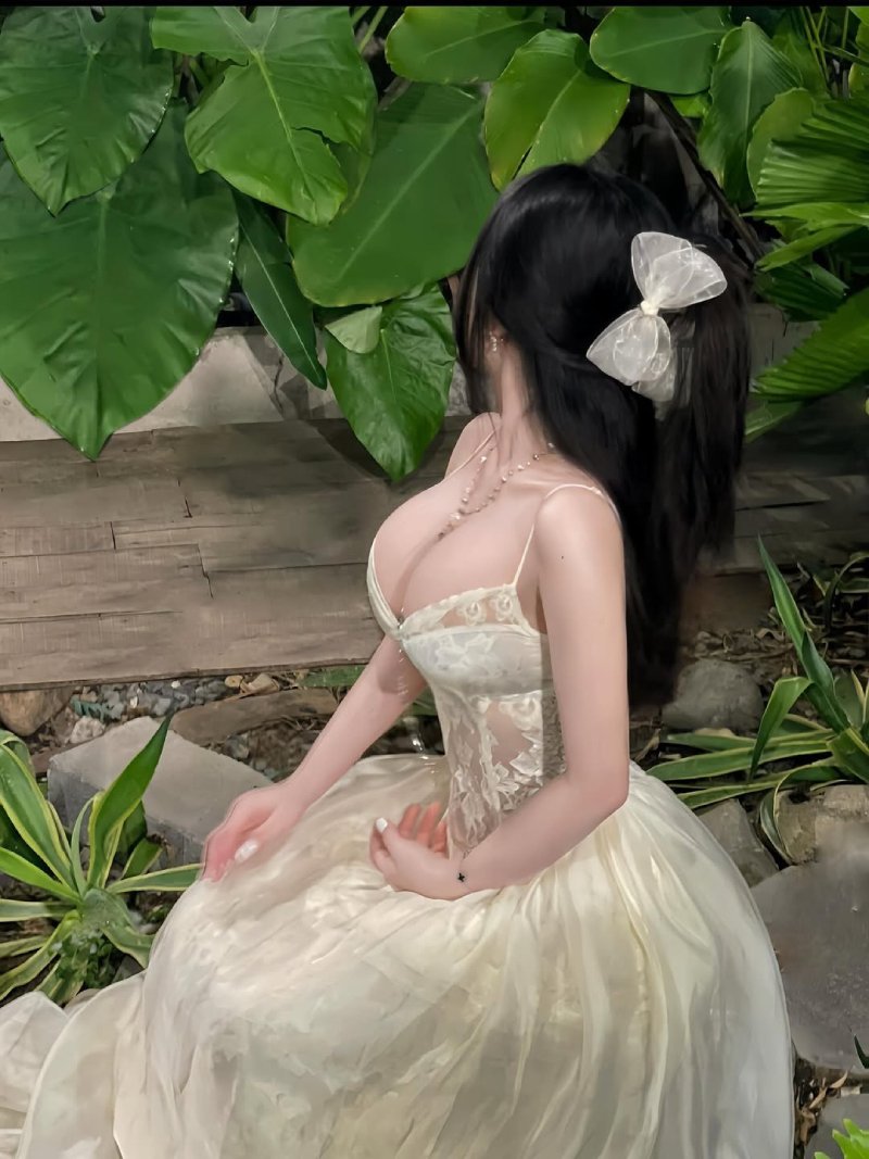 ảnh vú to 18