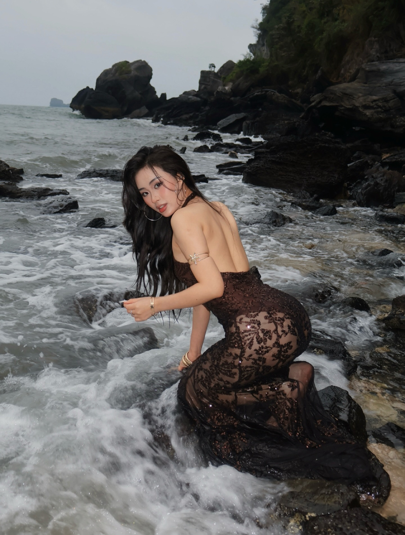Gái Xinh Mông To