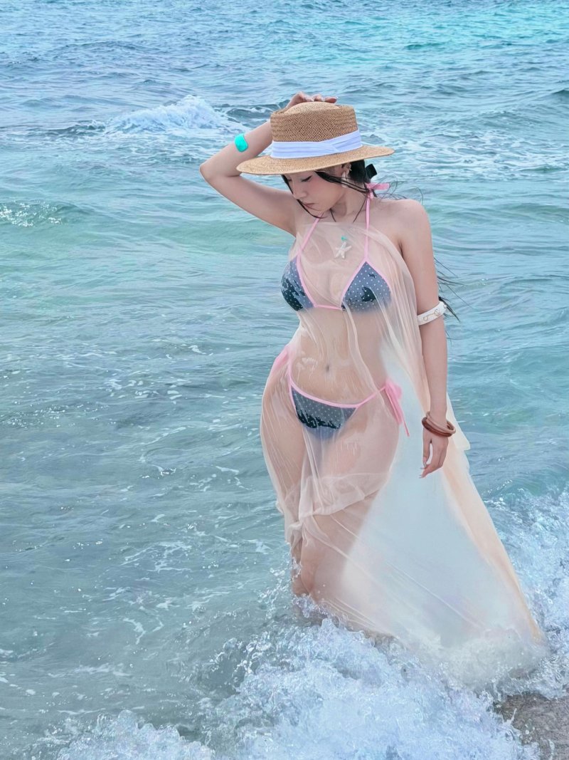 bikini trong suốt 26