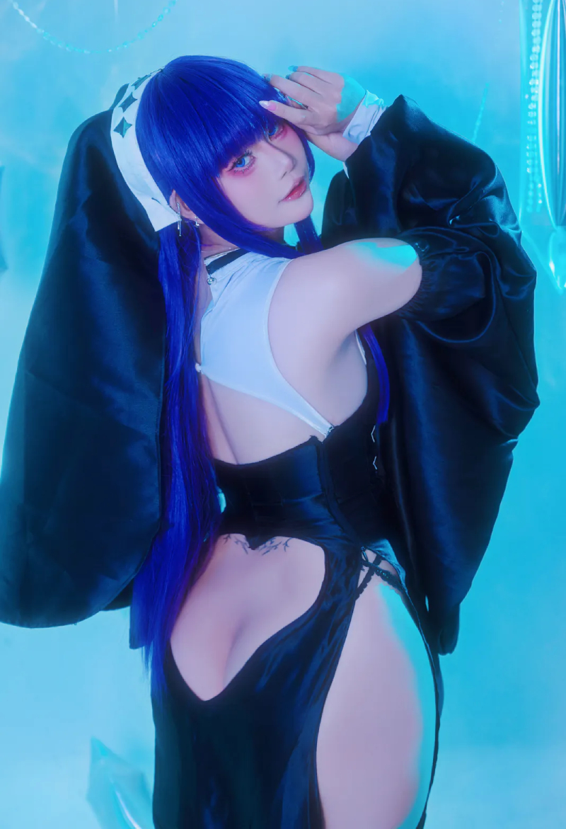 nude cosplay 20